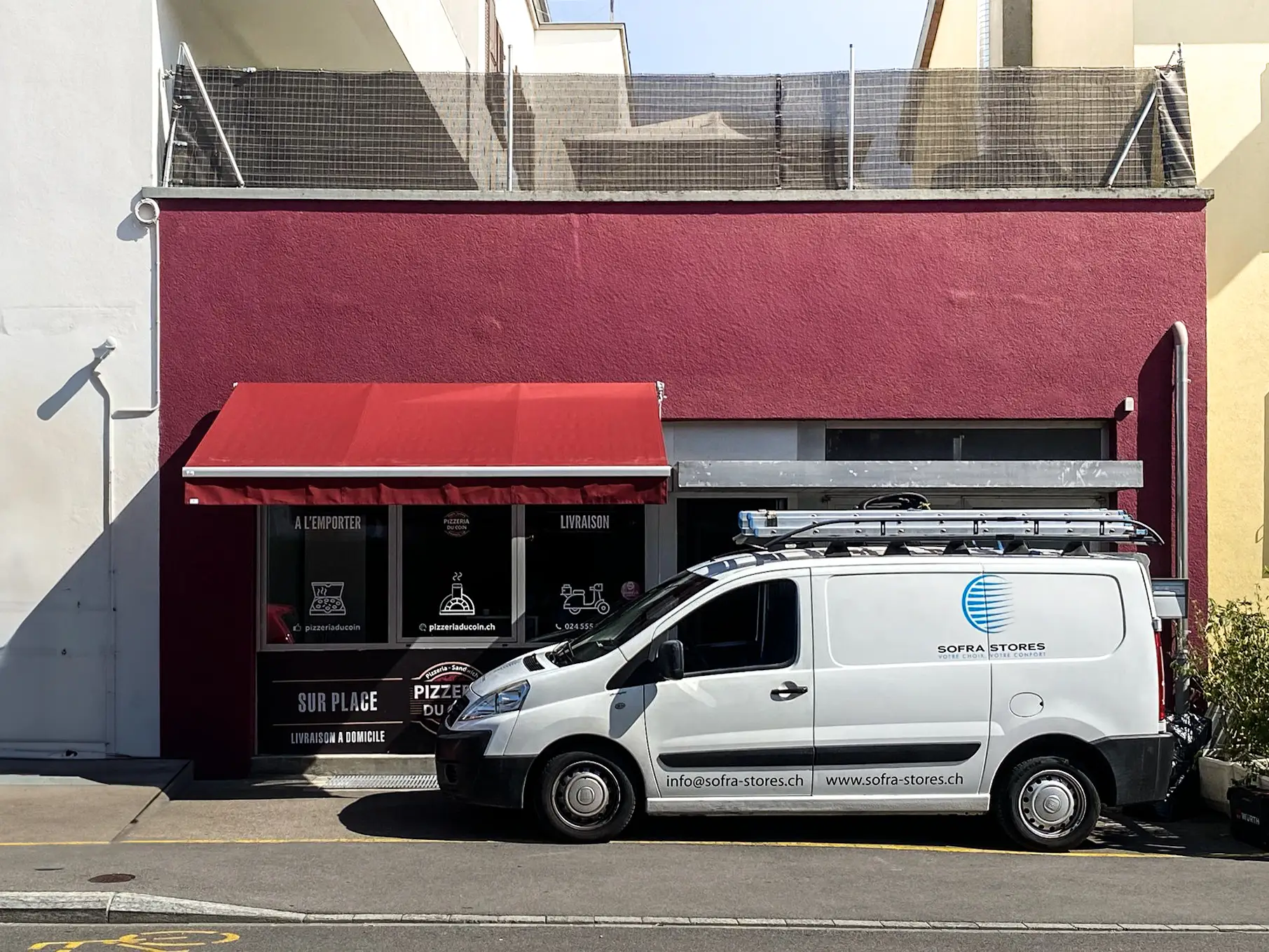Pose d'un store toile à Yverdon